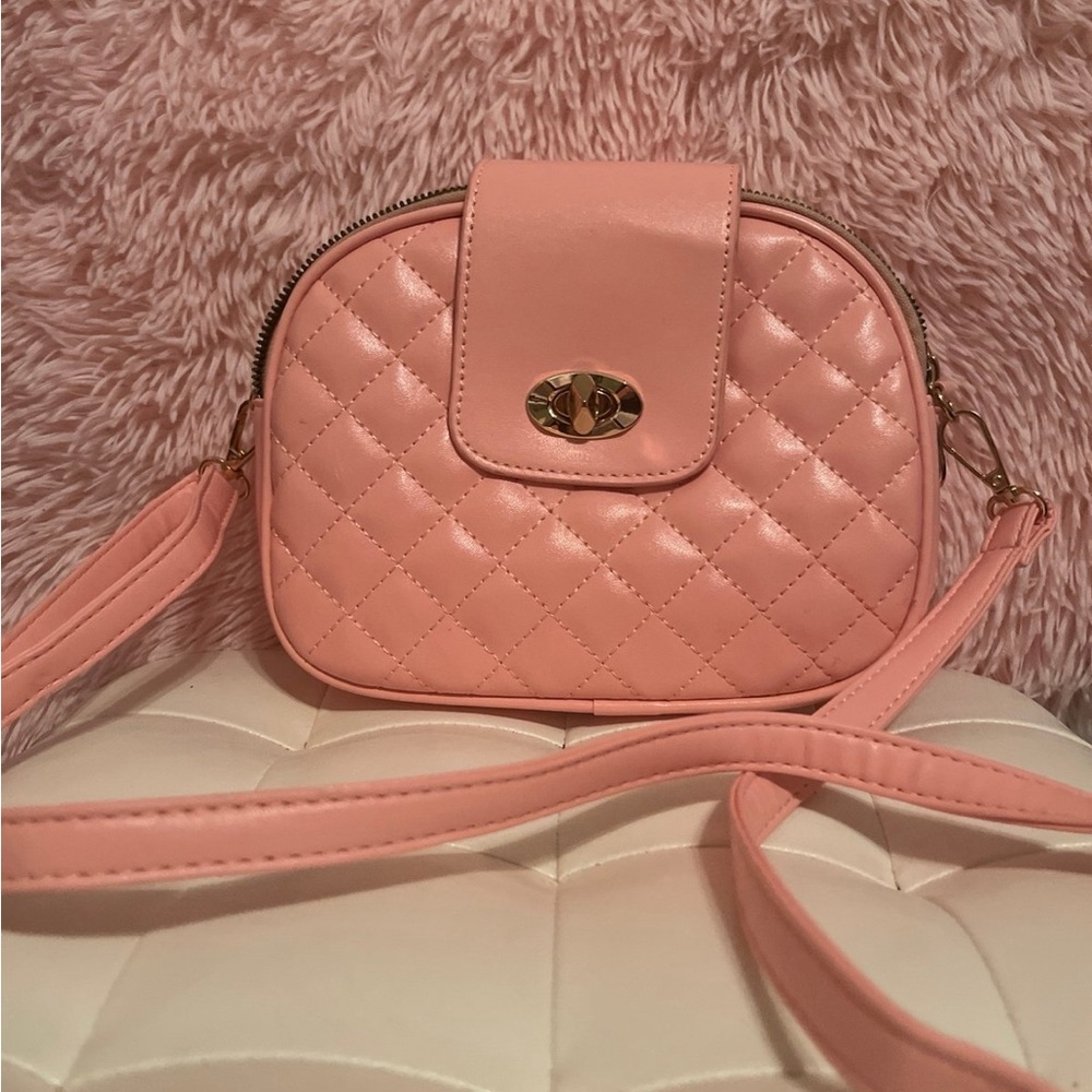 PINK QUILTED CROSSBODY PURSE